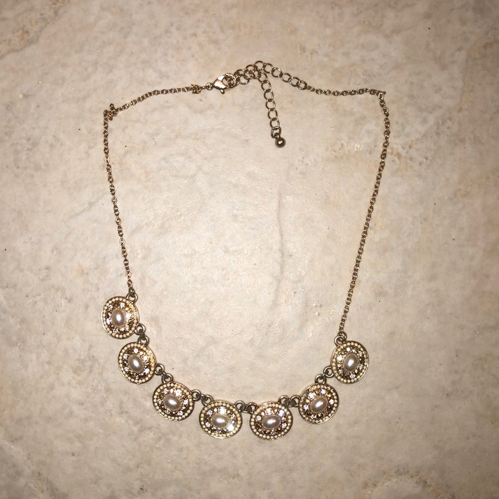 Cute Gold Necklace!!